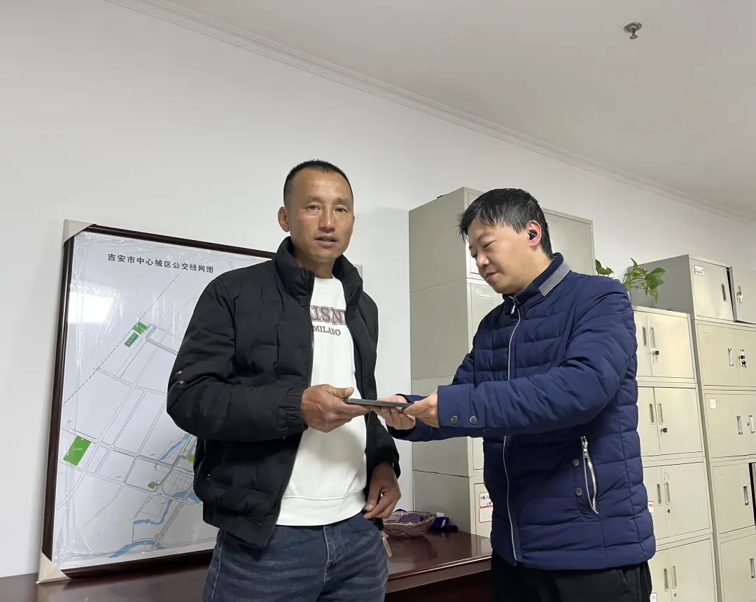 吉安公司：公交駕駛員獲贊“多虧了你們！”